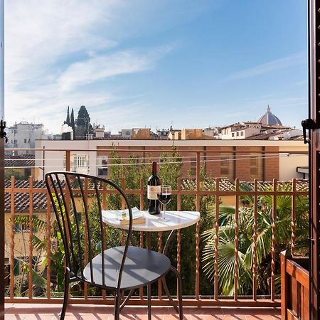 Lovely Apartment With Balcony Florens Exteriör bild