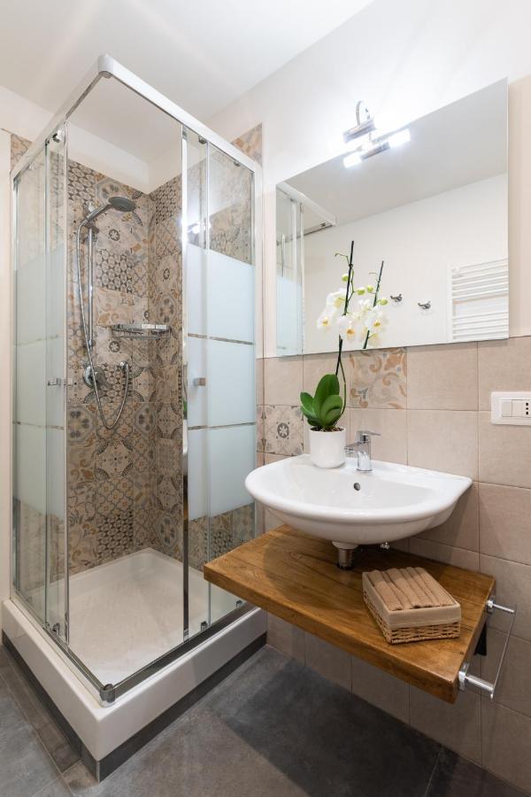 Lovely Apartment With Balcony Florens Exteriör bild